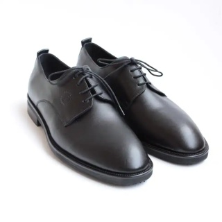 Black Leather Shoes + Belt Combination