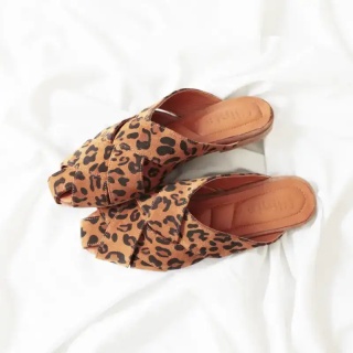 Leopard Ida Women's Suede Slippers