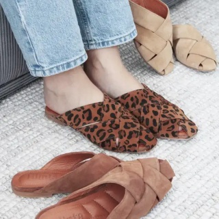 Leopard Ida Women's Suede Slippers