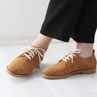 Brown Edgar Women's Suede Shoes