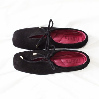 Black Meri Women's Suede Ballerina Flats