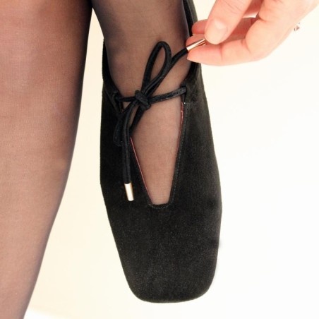 Black Meri Women's Suede Ballerina Flats